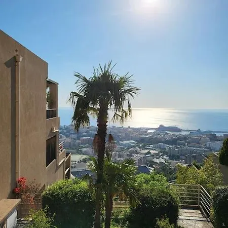 アパート Tres Bel En Avec Parking