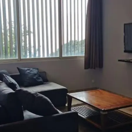 Tres Bel En Avec Parking דירה